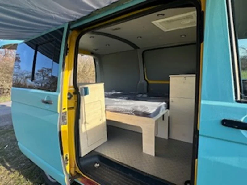 Volkswagen VW T5 Transporter - Bild 18
