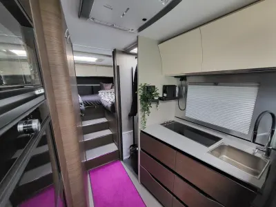 Adria Supersonic 780SL Foto 6