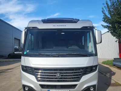 Adria Supersonic 780SL Foto 3