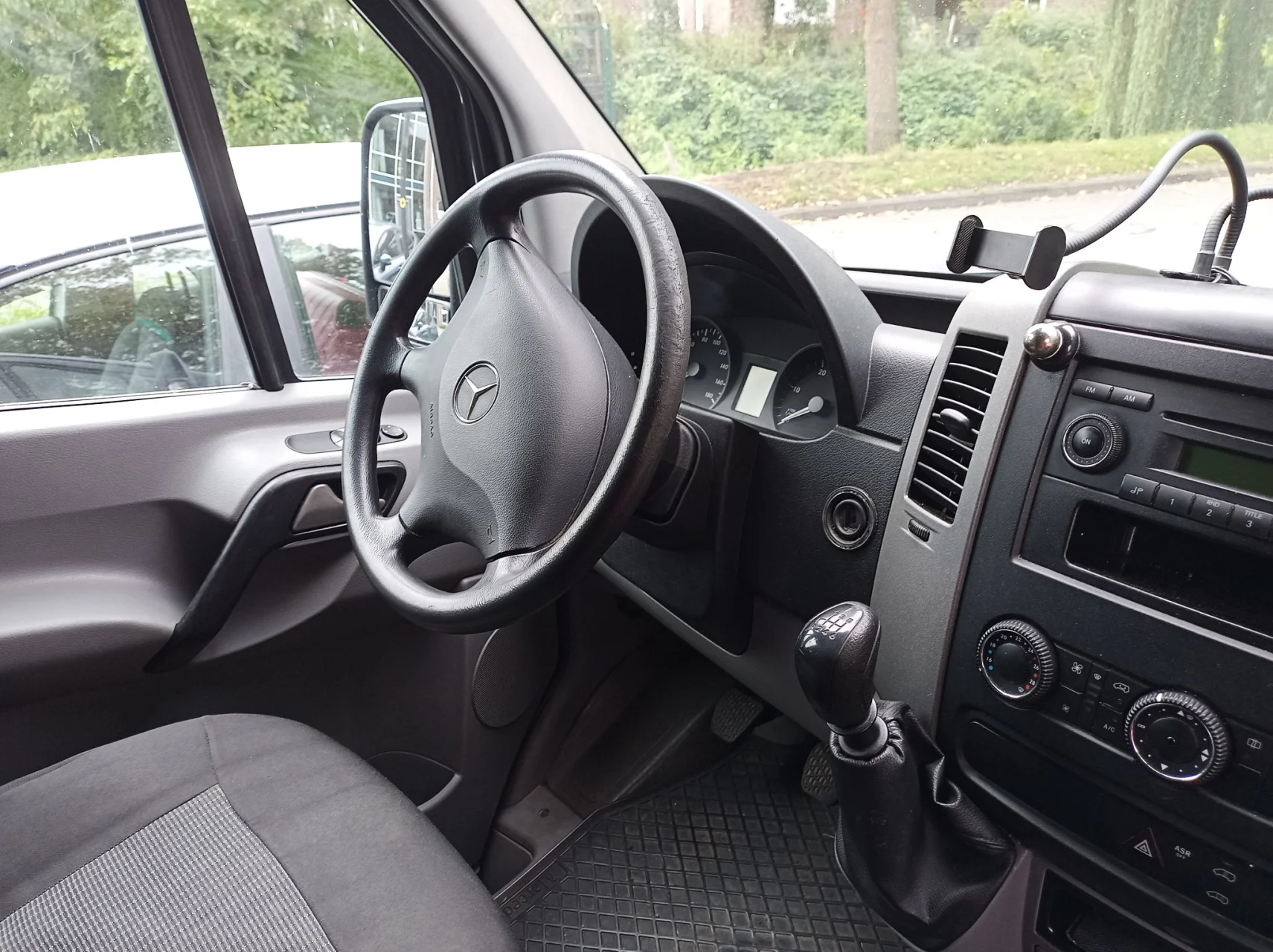 Mercedes-Benz Sprinter - Bild 11