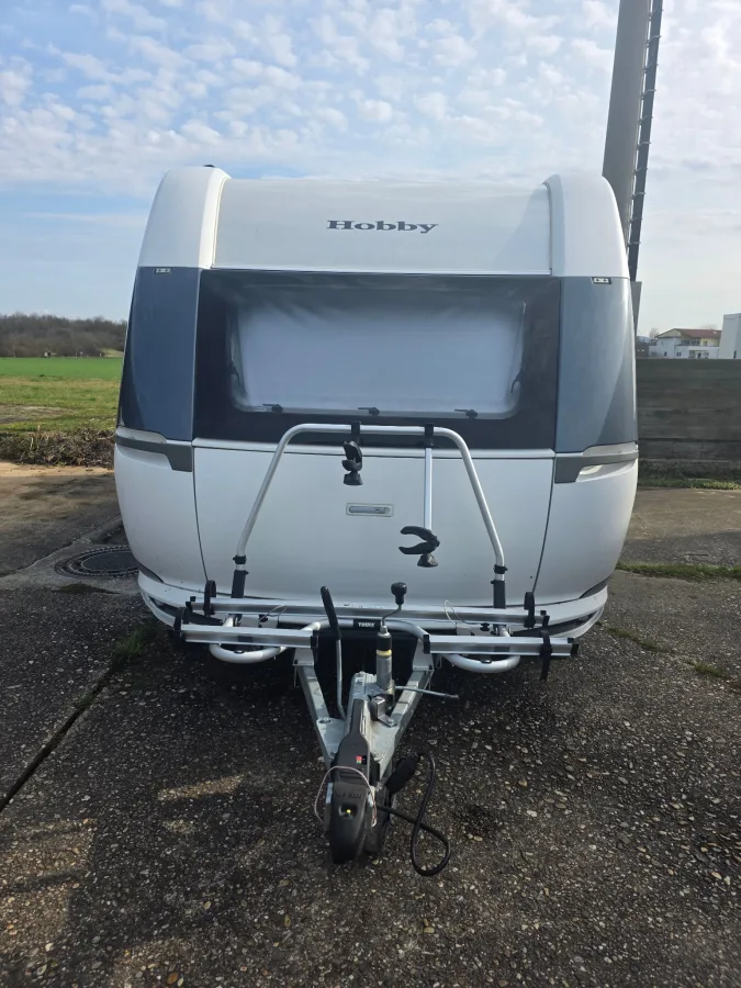 Hobby WFB 495 de Luxe mit Heckbad - Bild 5